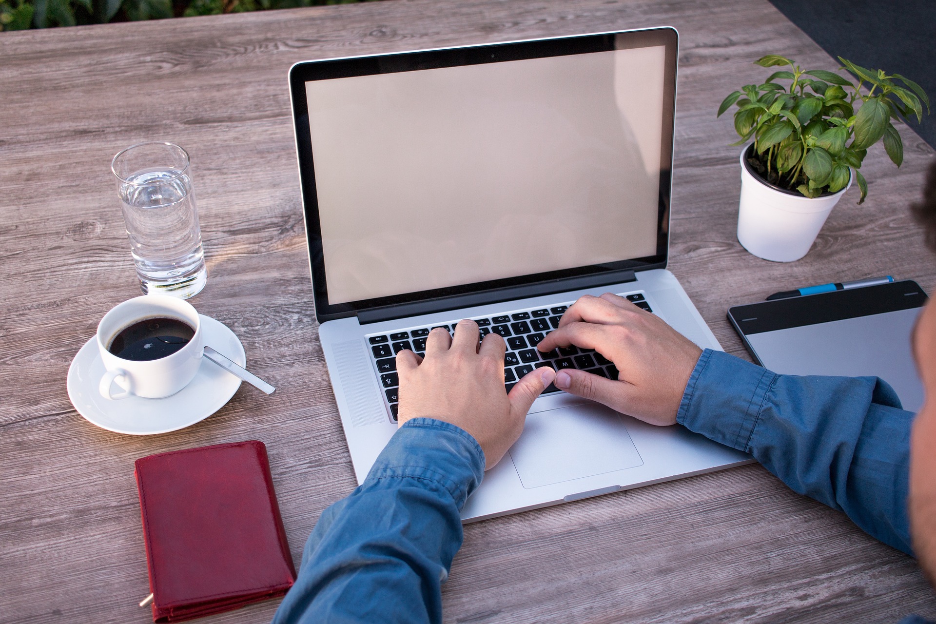 home-office-2452806_1920